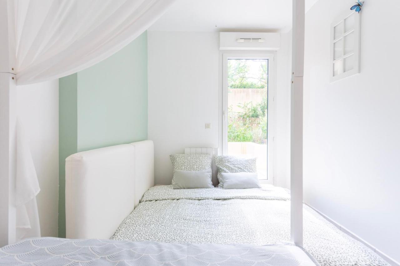 Bao Location: Tranquil Garden Retreat with Private Parking Apartment Toulon Exterior photo